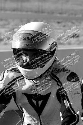 media/Oct-03-2022-Moto Forza (Mon) [[5f077a3730]]/Around the Pits/